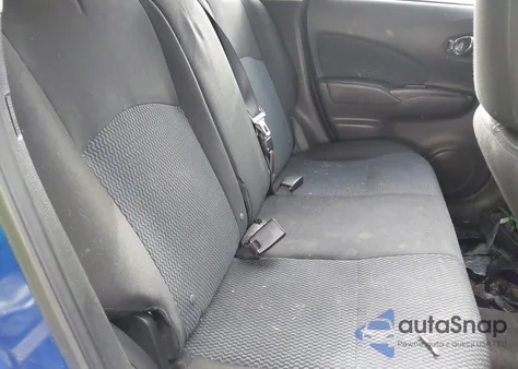 2015 Nissan Versa Note Sv z USA, uszkodzony, nr VIN 3N1CE2CP8FL389679